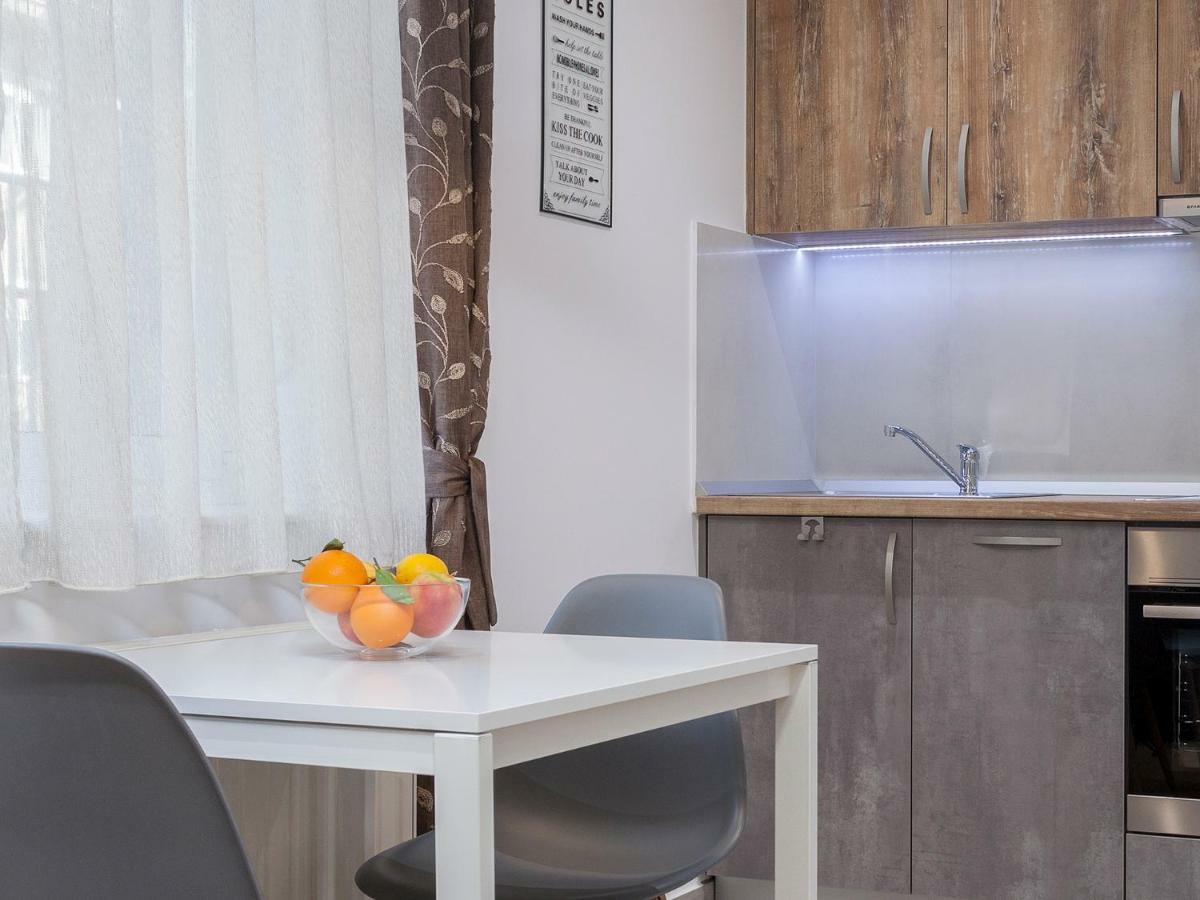 Oliva 4 Stars Apartment ซาเกร็บ ภายนอก รูปภาพ