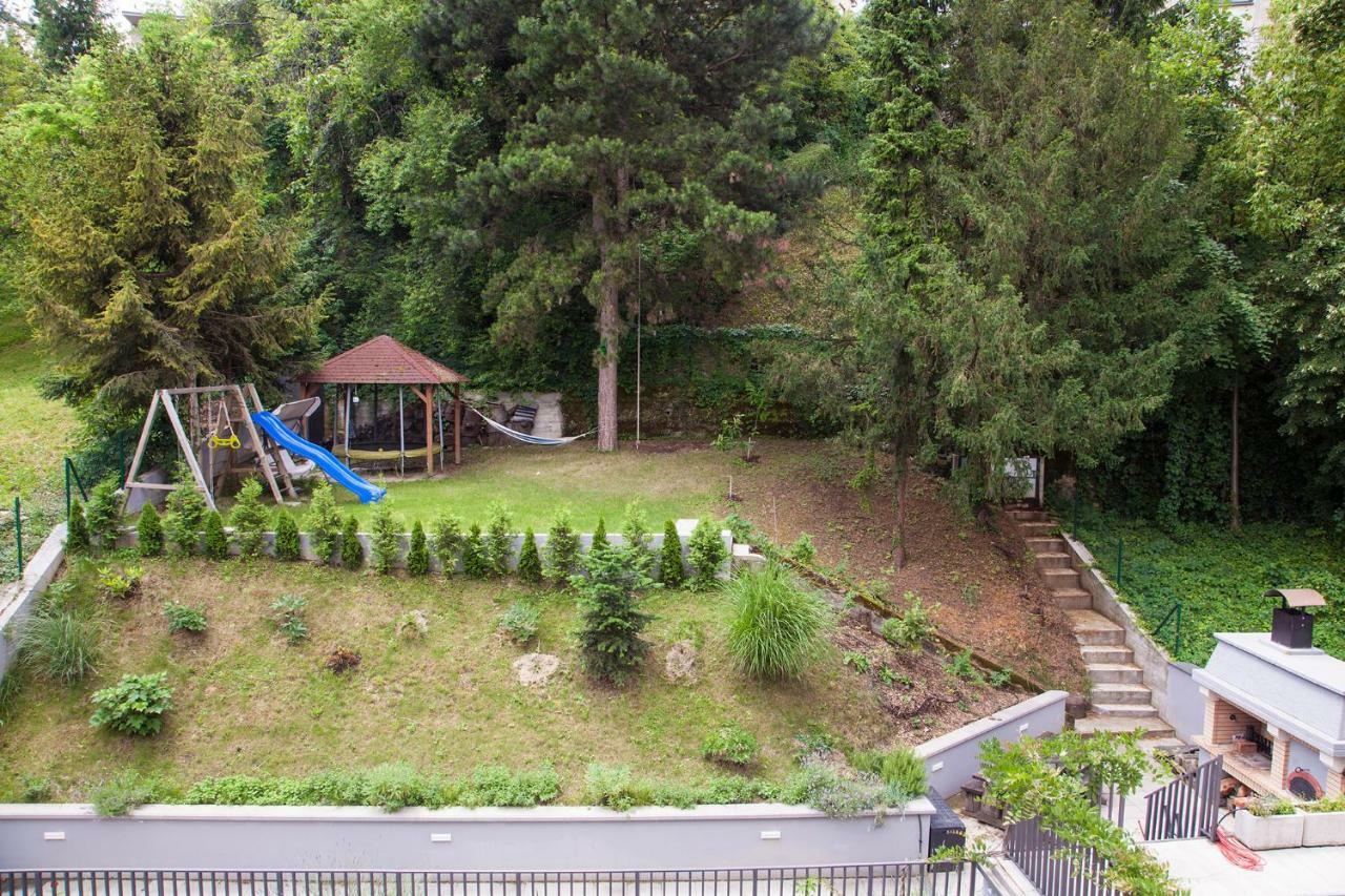 Oliva 4 Stars Apartment ซาเกร็บ ภายนอก รูปภาพ